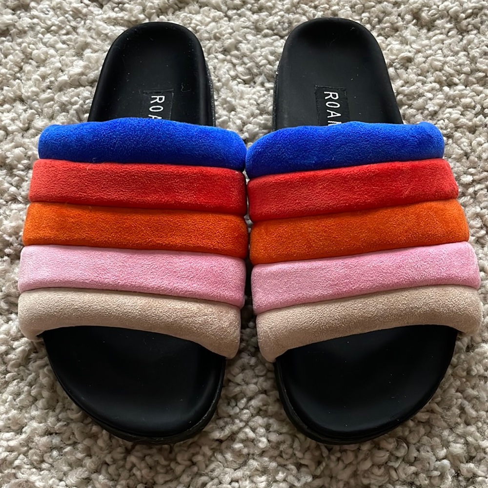 R0AM fuzzy pillar rainbow sandal. Suede like material. Never worn